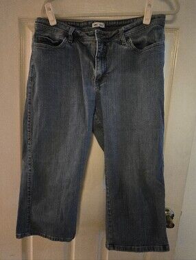Lee Women's Cropped Blue Jeans